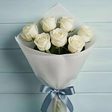 Букет 7 Белых роз Эдлесс Лав в Серноводском Ставропольского края