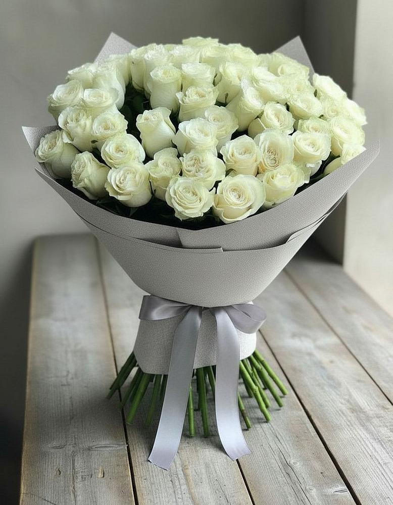 Букет 35 Белых роз в Серноводском Ставропольского края