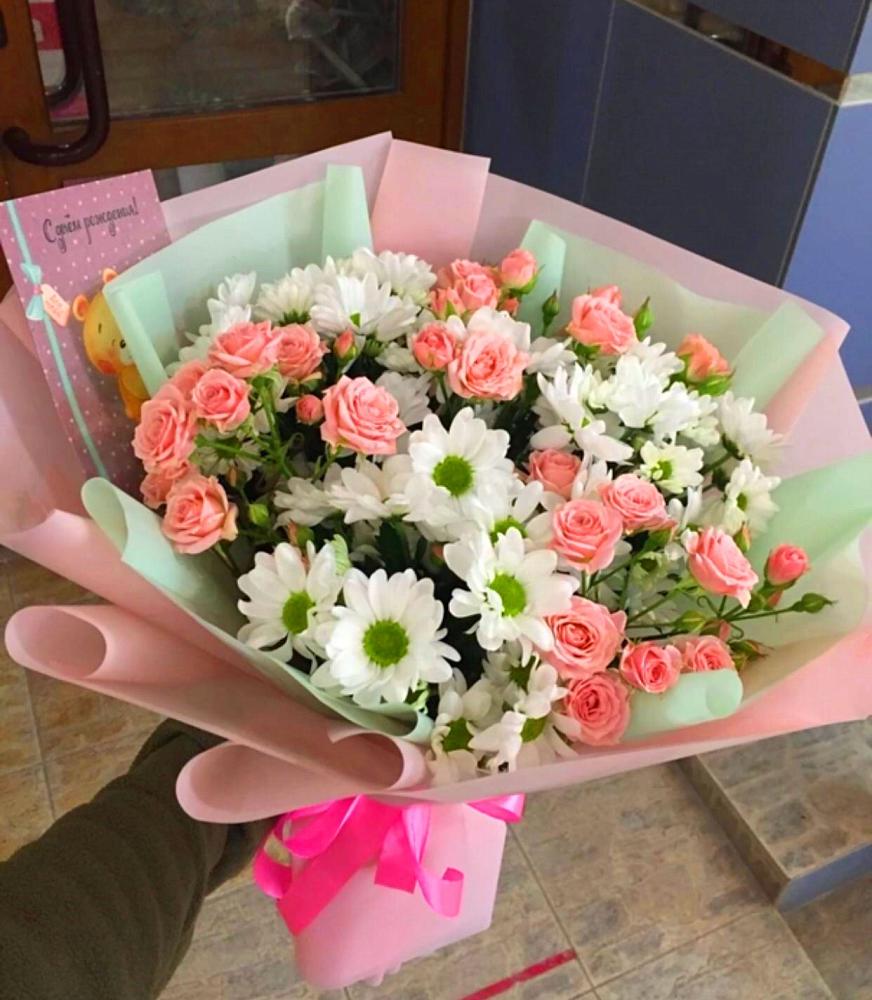 Букет цветов из: Розы и Хризантемы в Серноводском Ставропольского края