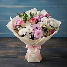 Букет цветов из:  Хризантемы, Альстромерии и Розы в Серноводском Ставропольского края