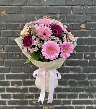 Букет цветов из:  Герберы и Хризантемы #REPLACE_PRED# Серноводском Ставропольского края